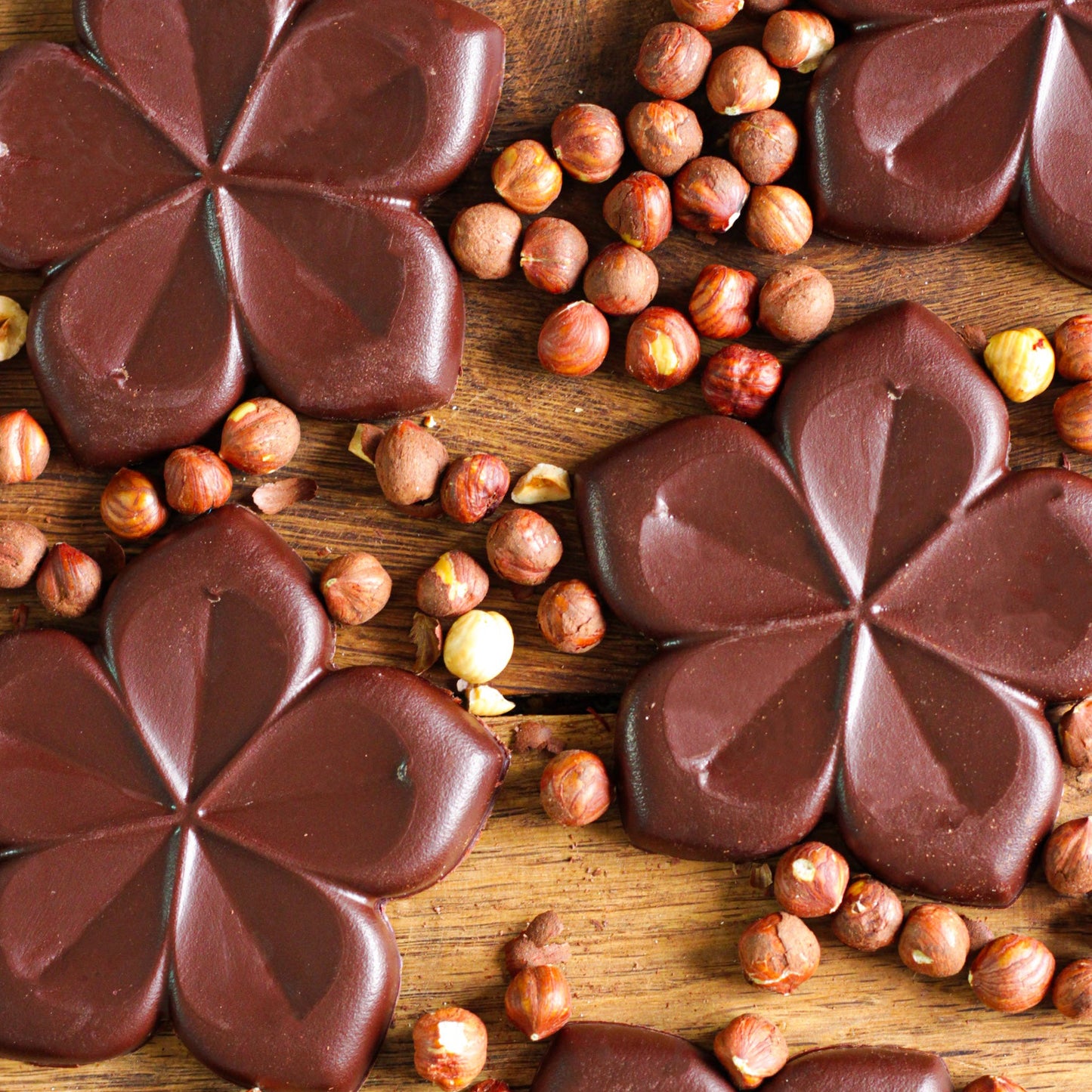 Tablette Fleur Praliné Noisette & Ganache Chocolat Noir
